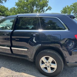 2011 JEEP GRAND CHEROKEE LAREDO photo 6