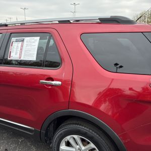 FORD EXPLORER XLT - 6