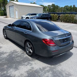 صورة 5 لـ 2018 Mercedes-BENZ E-CLASS