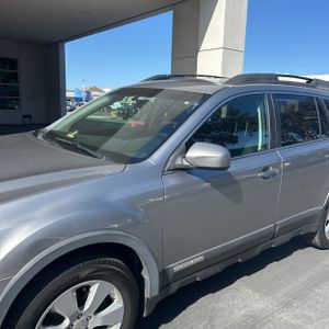 SUBARU OUTBACK PREMIUM - 2