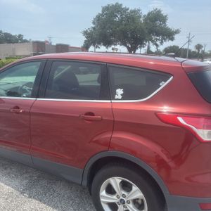 صورة 6 لـ 2016 FORD ESCAPE SE