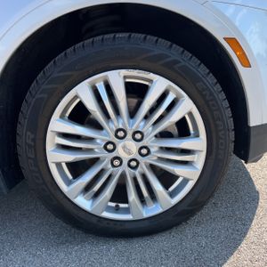 2017 Cadillac XT5 PREMIUM LUXURY — фото 20