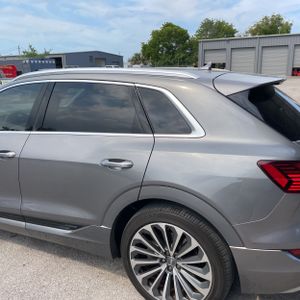 AUDI E-TRON QUATTRO PRESTIGE - 6