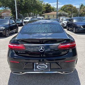 MERCEDES-BENZ E-CLASS - 7