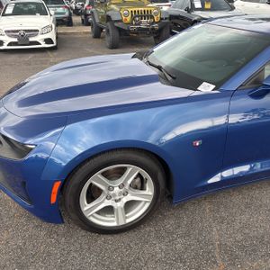 صورة 2 لـ 2020 Chevrolet CAMARO LT