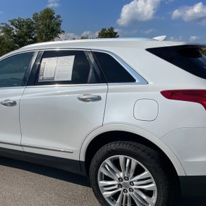 2017 Cadillac XT5 PREMIUM LUXURY — фото 6