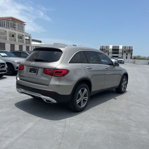 2022 Mercedes-BENZ GLC — фото 8