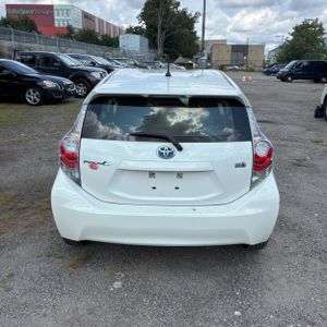 2014 Toyota PRIUS C TWO — фото 7