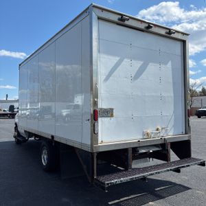 FORD E-450 CUTAWAY - 5