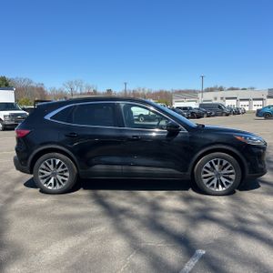 FORD ESCAPE TITANIUM - 10