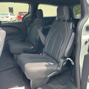 2020 Chrysler PACIFICA TOURING — миниатюра 33