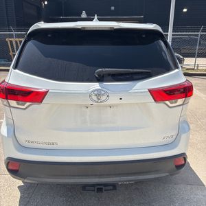 صورة مصغرة 63 لـ 2017 Toyota HIGHLANDER XLE