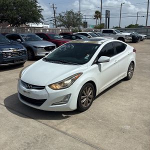 2015 Hyundai ELANTRA SE photo 1