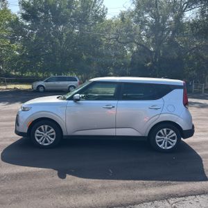 2020 KIA SOUL LX — фото 3