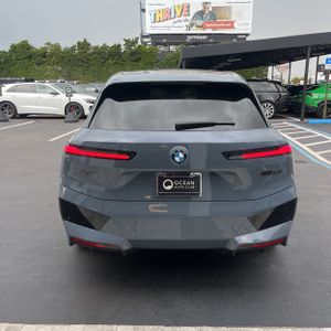 2023 BMW IX M60 照片 7