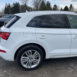 AUDI Q5 2.0T TECH PREMIUM - 9