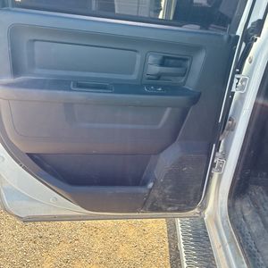 صورة مصغرة 102 لـ 2022 RAM 2500 TRADESMAN