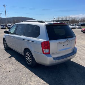 KIA SEDONA EX - 5