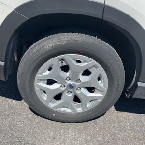 2023 Subaru FORESTER BASE 缩略图 19