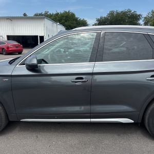 صورة 4 لـ 2023 AUDI Q5 QUATTRO S LINE PREM PLUS 45 TFSI