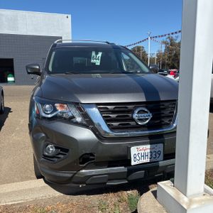 2017 Nissan PATHFINDER PLATINUM — миниатюра 14