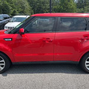 صورة 4 لـ 2017 KIA SOUL +