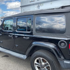 JEEP WRANGLER UNLIMITED SAHARA - 6