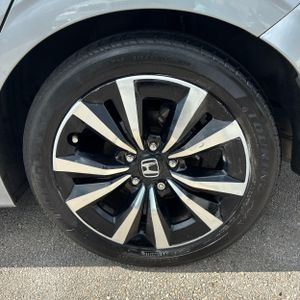 صورة مصغرة 18 لـ 2024 Honda CIVIC EX-L