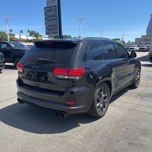 JEEP GRAND CHEROKEE LIMITED X - 8