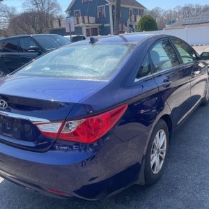 HYUNDAI SONATA GLS - 9