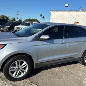FORD EDGE SEL - 2