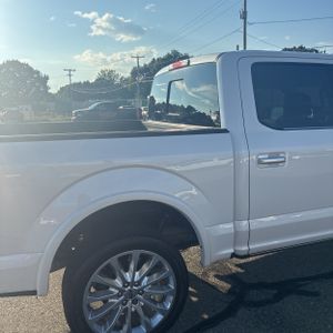 2019 FORD F-150 LIMITED 照片 9