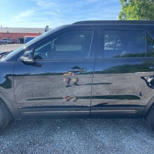 FORD EXPLORER SPORT - 4