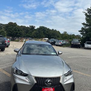 2019 Lexus IS 300 BASE — фото 15