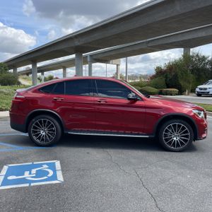 MERCEDES-BENZ GLC - 10