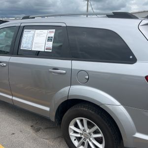 2017 Dodge JOURNEY SXT — фото 6