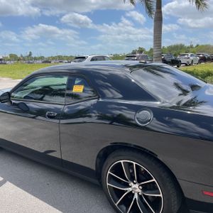 DODGE CHALLENGER SXT - 6