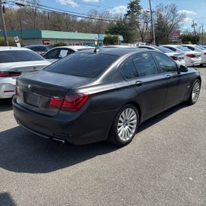 BMW 7-SERIES 750XI - 8