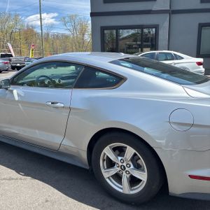 FORD MUSTANG ECOBOOST - 6