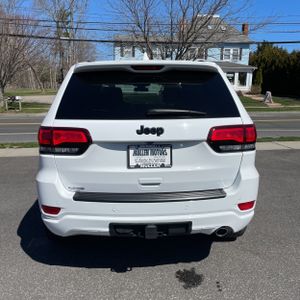 JEEP GRAND CHEROKEE LAREDO X - 7