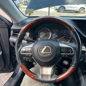 صورة 73 لـ 2018 Lexus ES 350 BASE