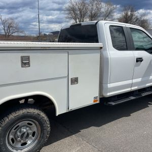 FORD F-350 SUPER DUTY XL - 9