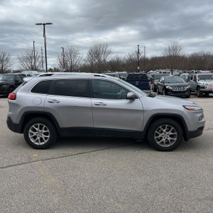 JEEP CHEROKEE LATITUDE - 10