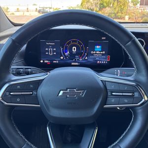 2025 Chevrolet TRAVERSE Z71 — миниатюра 43