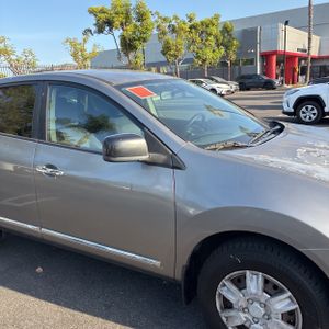 2011 Nissan ROGUE S — миниатюра 13