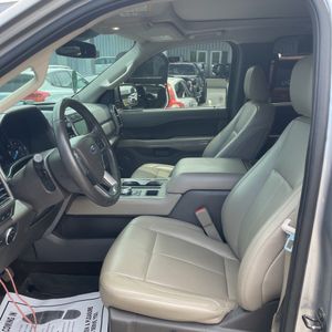 2021 FORD EXPEDITION XLT — миниатюра 32