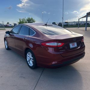 FORD FUSION SE - 5