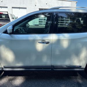 2015 Nissan PATHFINDER SL 照片 4