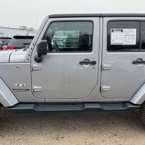 JEEP WRANGLER JK UNLIMITED SAHARA - 4