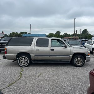 صورة 10 لـ 2002 Chevrolet SUBURBAN 1500 LS